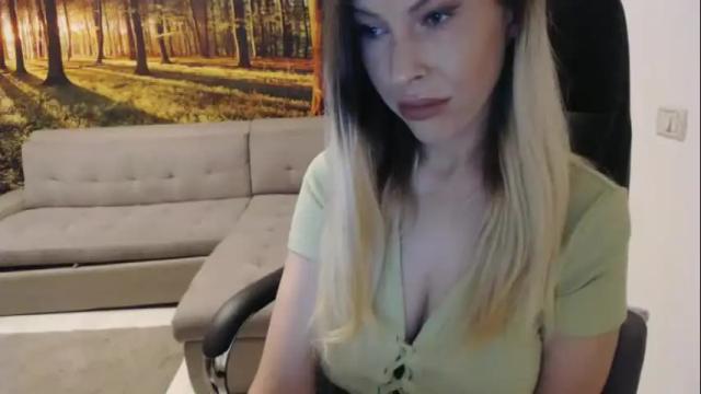 Image 10 of goddesssim Stream on Chaturbate on 21 months ago