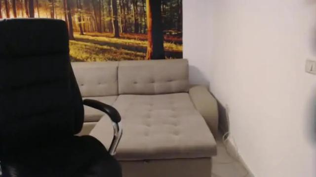 Image 4 of goddesssim Stream on Chaturbate on 21 months ago