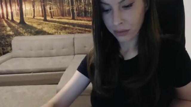 Image 4 of goddesssim Stream on Chaturbate on 18 months ago