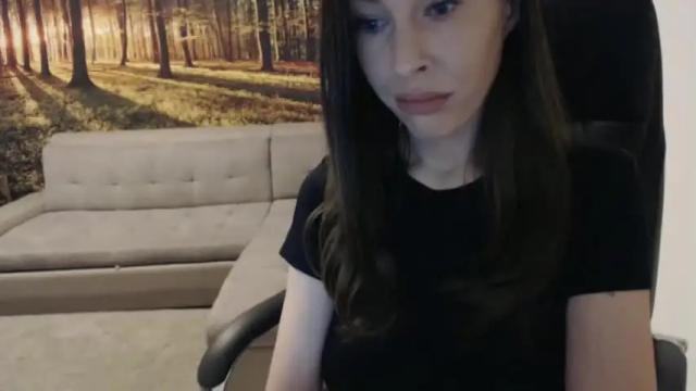Image 7 of goddesssim Stream on Chaturbate on 18 months ago