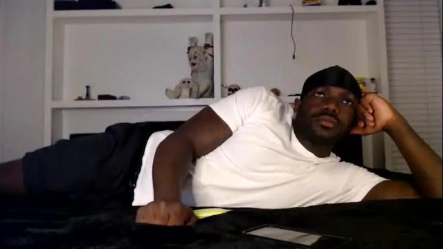 Image 3 of goddessxmykie Stream on Chaturbate on 15 months ago