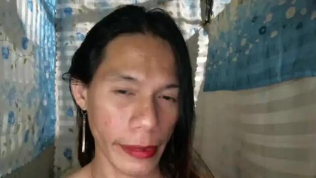 Image 11 of goddest_esme Stream on Chaturbate on 17 months ago