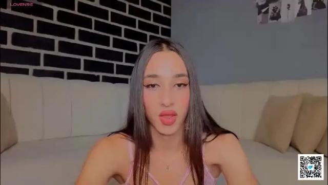 Image 11 of goddivaa Stream on Chaturbate on 8 days ago