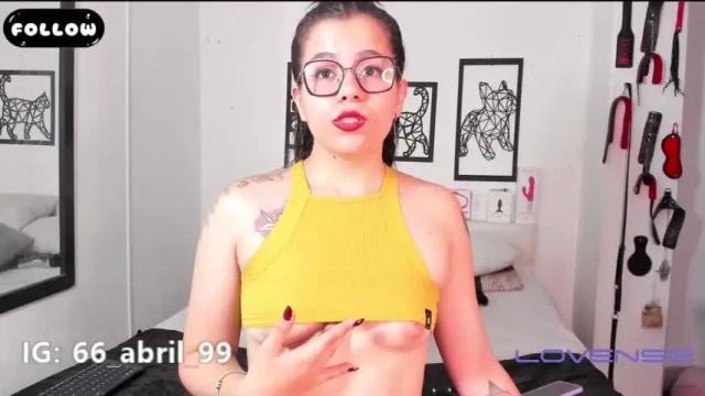 Image 8 of goddness_abril Stream on Chaturbate on 13 months ago