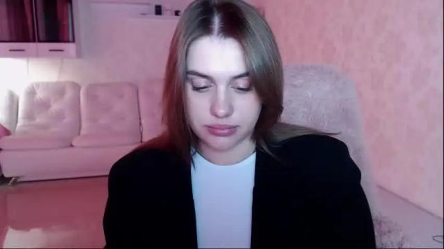 Image 2 of goga_li Stream on Chaturbate on 22 months ago