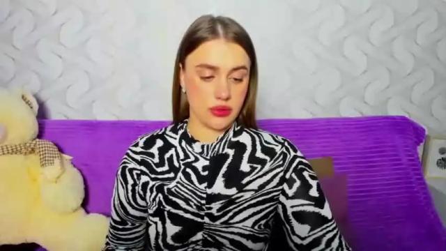 Image 12 of goga_li Stream on Chaturbate on 21 months ago