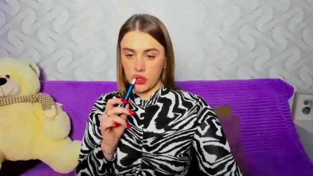 Image 8 of goga_li Stream on Chaturbate on 21 months ago