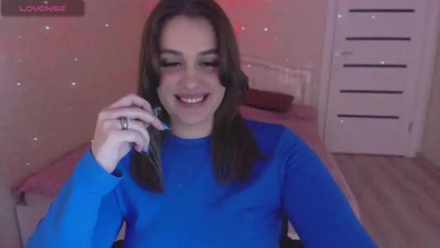 Image 7 of goga_li Stream on Chaturbate on 21 months ago