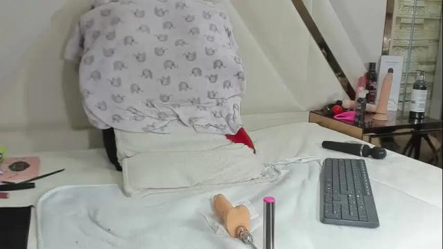Image 11 of gold_sex9 Stream on Chaturbate on 15 days ago