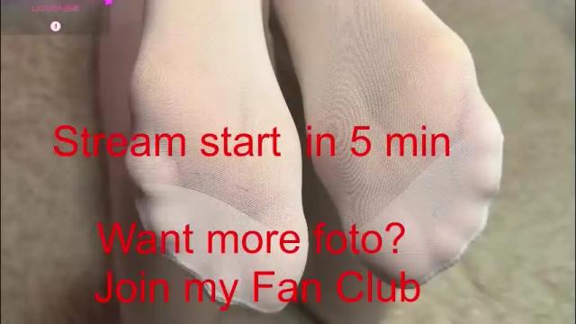 Thumbnail 1, gold_starling's Stream at Chaturbate, 2 months ago