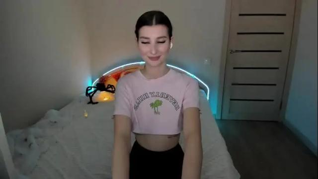 Thumbnail 3, goldannie's Stream at Chaturbate, 20 months ago