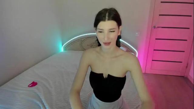 Image 6 of goldannie Stream on Chaturbate on 18 months ago