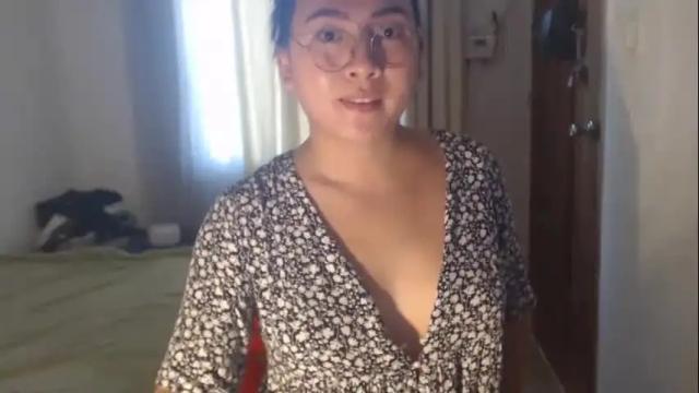 Image 2 of goldbella_ Stream on Chaturbate on 19 days ago