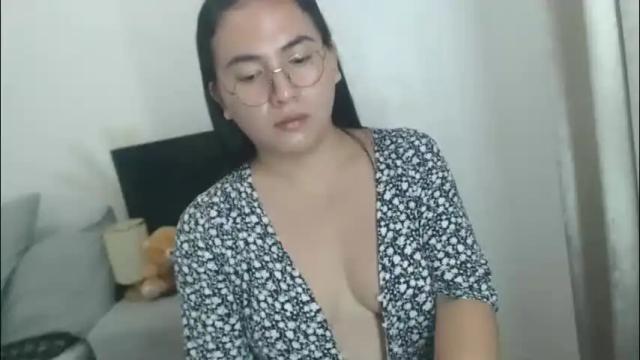 Image 10 of goldbella_ Stream on Chaturbate on 1 month ago