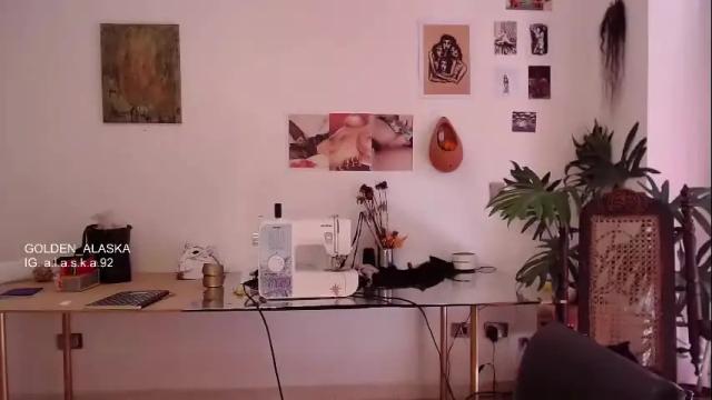 Image 12 of golden_alaska Stream on Chaturbate on 1 month ago