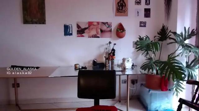 Image 4 of golden_alaska Stream on Chaturbate on 1 month ago