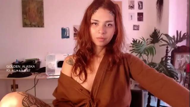 Image 10 of golden_alaska Stream on Chaturbate on 1 month ago