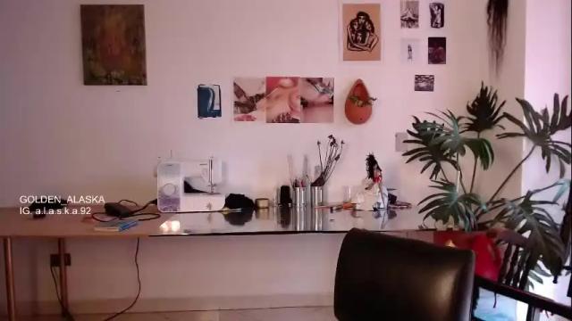 Image 6 of golden_alaska Stream on Chaturbate on 19 days ago