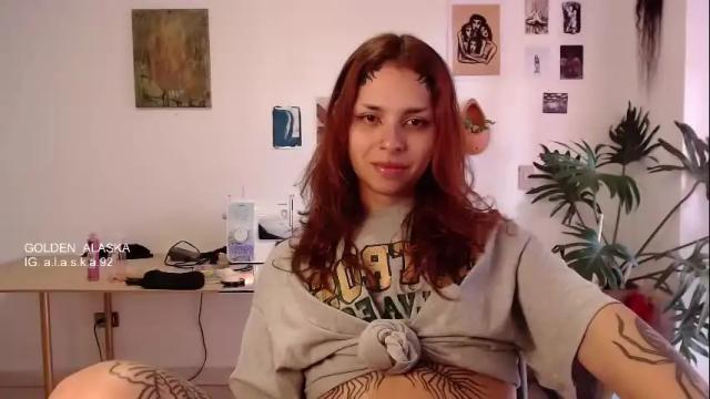 Image 2 of golden_alaska Stream on Chaturbate on 16 days ago
