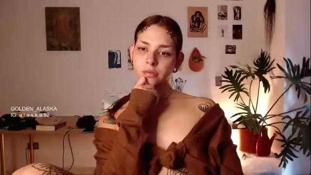 Image 3 of golden_alaska Stream on Chaturbate on 12 days ago