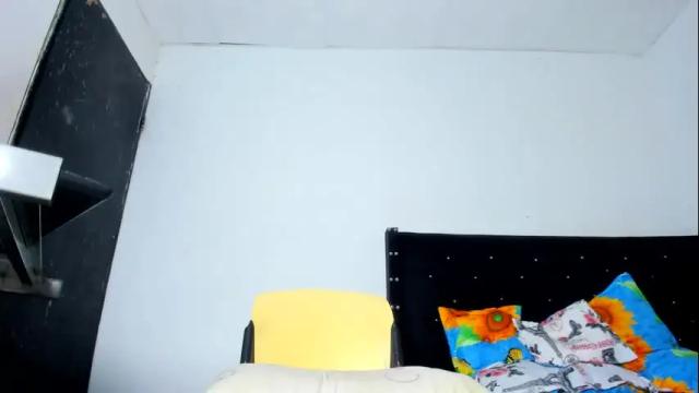 Image 10 of goldenbigcockts Stream on Chaturbate on 3 days ago