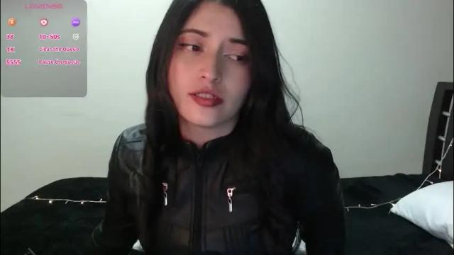 Image 3 of goldencandycotton Stream on Chaturbate on 2 months ago