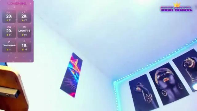 Image 10 of goldenhugecocktss Stream on Chaturbate on 14 months ago