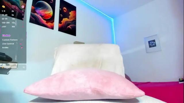 Image 10 of goldenhugecocktss Stream on Chaturbate on 14 days ago