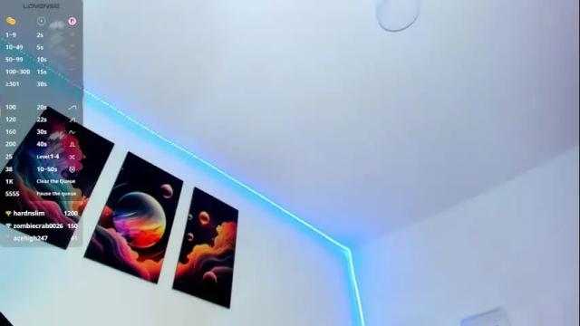 Image 3 of goldenhugecocktss Stream on Chaturbate on 13 days ago