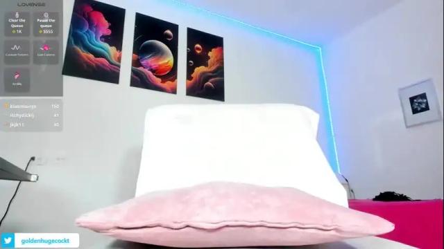 Image 2 of goldenhugecocktss Stream on Chaturbate on 1 month ago
