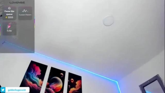 Image 11 of goldenhugecocktss Stream on Chaturbate on 28 days ago