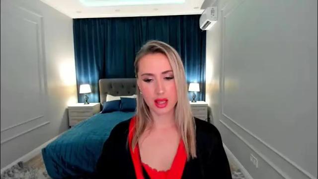 Image 2 of goldenlighte Stream on Chaturbate on 1 month ago