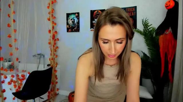 Image 6 of goldenlighte Stream on Chaturbate on 7 days ago