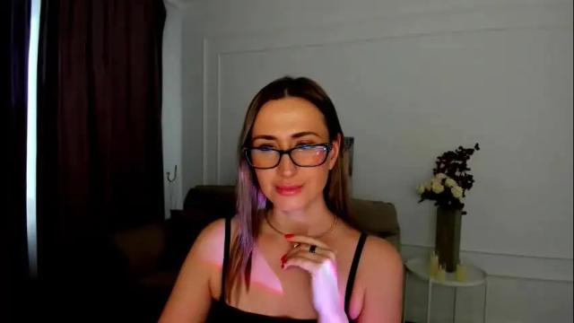 Image 7 of goldenlighte Stream on Chaturbate on 1 month ago