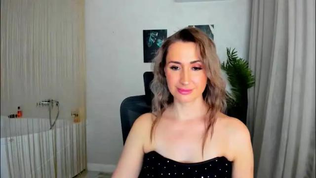 Image 6 of goldenlighte Stream on Chaturbate on 1 month ago