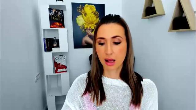 Image 12 of goldenlighte Stream on Chaturbate on 1 month ago