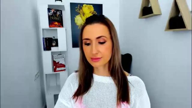 Image 6 of goldenlighte Stream on Chaturbate on 1 month ago