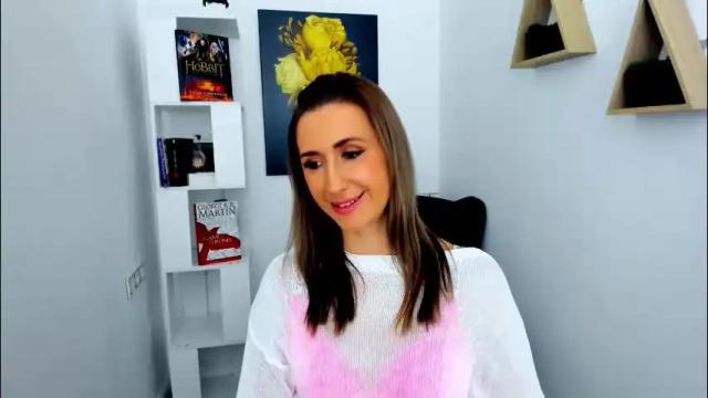 Image 7 of goldenlighte Stream on Chaturbate on 1 month ago