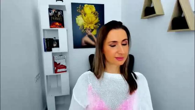 Image 8 of goldenlighte Stream on Chaturbate on 1 month ago