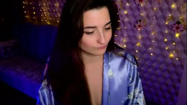 Image 12 of goldiehoshie Stream on Chaturbate on 6 months ago