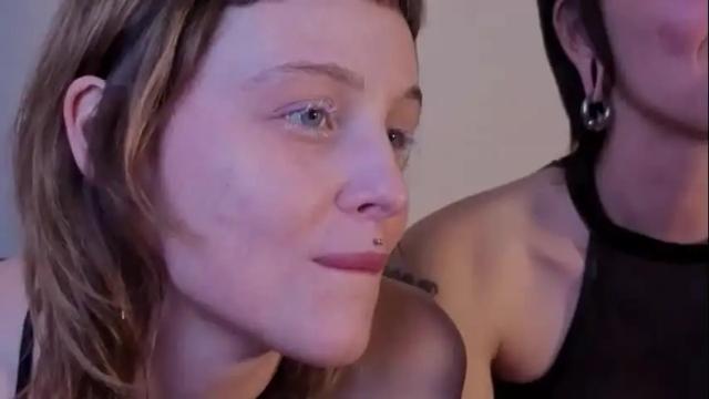 Image 11 of goldstar_girls Stream on Chaturbate on 1 month ago