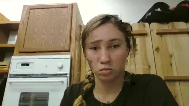 Image 2 of goodlilguava Stream on Chaturbate on 9 months ago