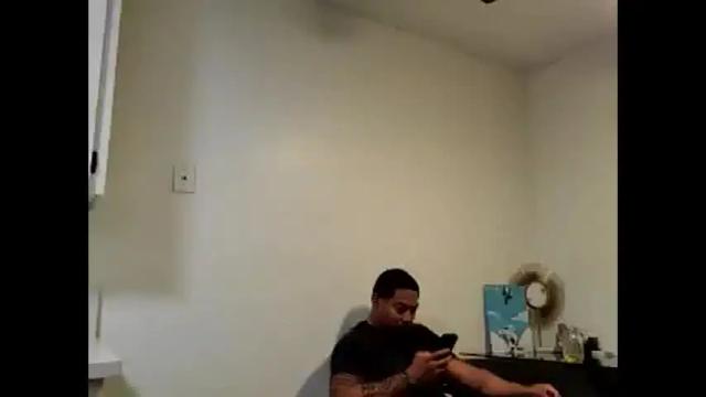 Image 2 of goodlilguava Stream on Chaturbate on 7 months ago