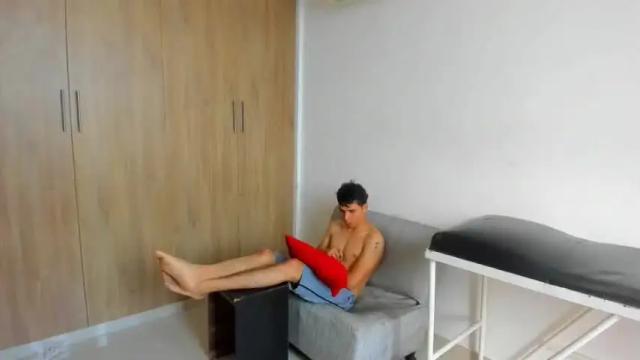 Image 4 of goodsexlife Stream on Chaturbate on 17 months ago