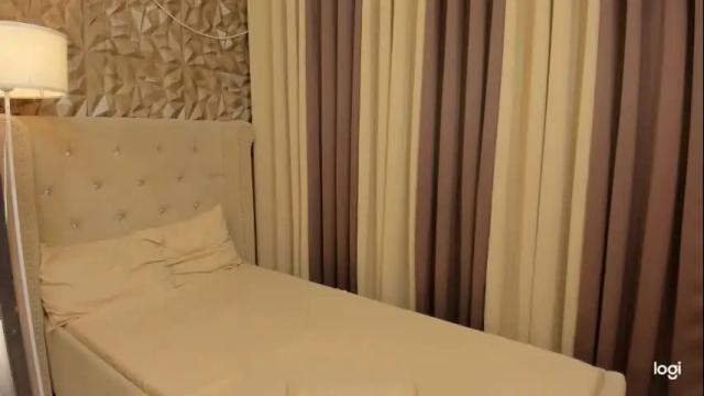Image 8 of gorgeous_dark_luna Stream on Chaturbate on 2 days ago