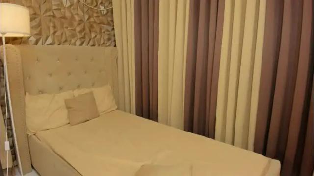 Image 7 of gorgeous_dark_luna Stream on Chaturbate on 1 month ago