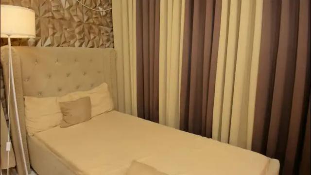 Image 8 of gorgeous_dark_luna Stream on Chaturbate on 1 month ago