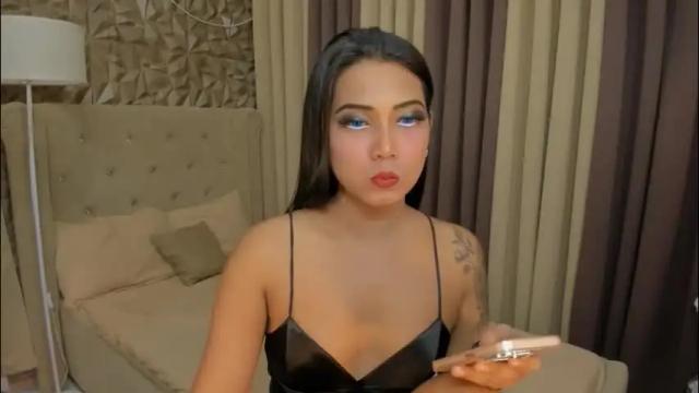 Image 4 of gorgeous_dark_luna Stream on Chaturbate on 1 month ago