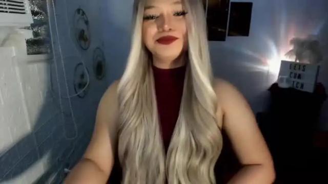 Image 12 of gorgeousamandarose Stream on Chaturbate on 12 months ago
