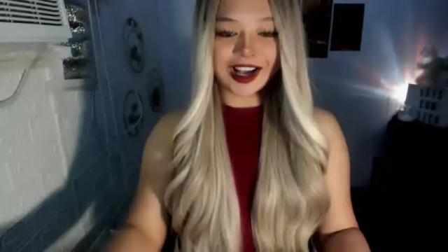 Image 7 of gorgeousamandarose Stream on Chaturbate on 12 months ago